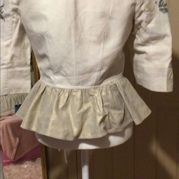 Lois verdad designer gold with floral accents in a beautifully designed blazer s - Picture 3 of 5